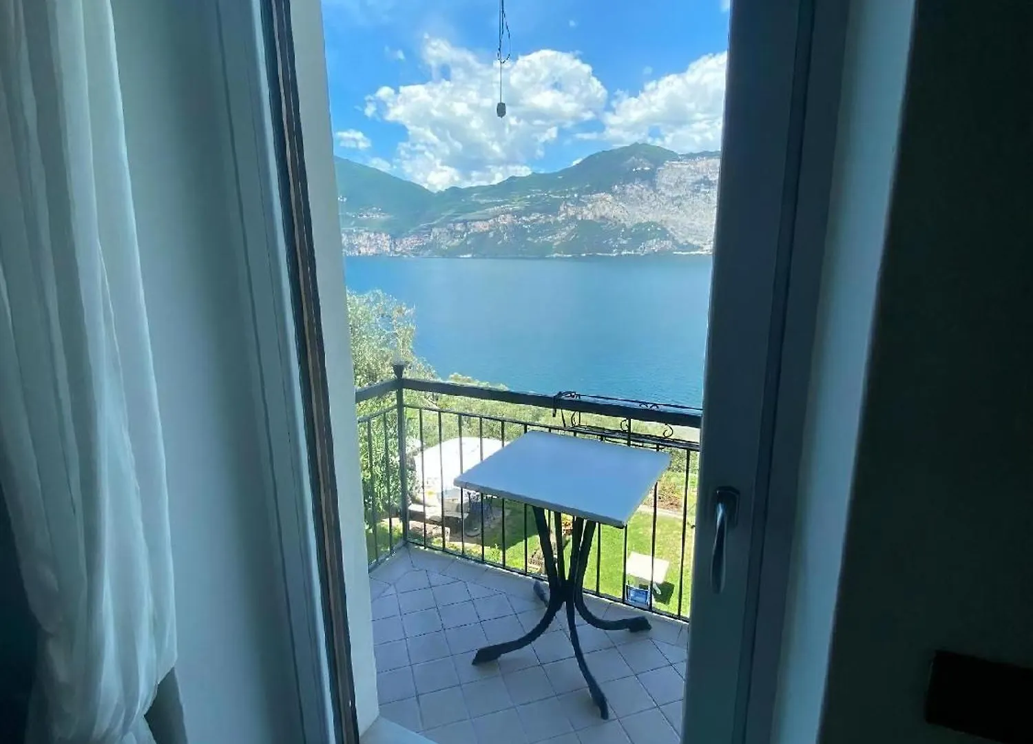 Wohnung Nr, 5 Mit Terrasse Und Garten Und Seeblick Sommavilla