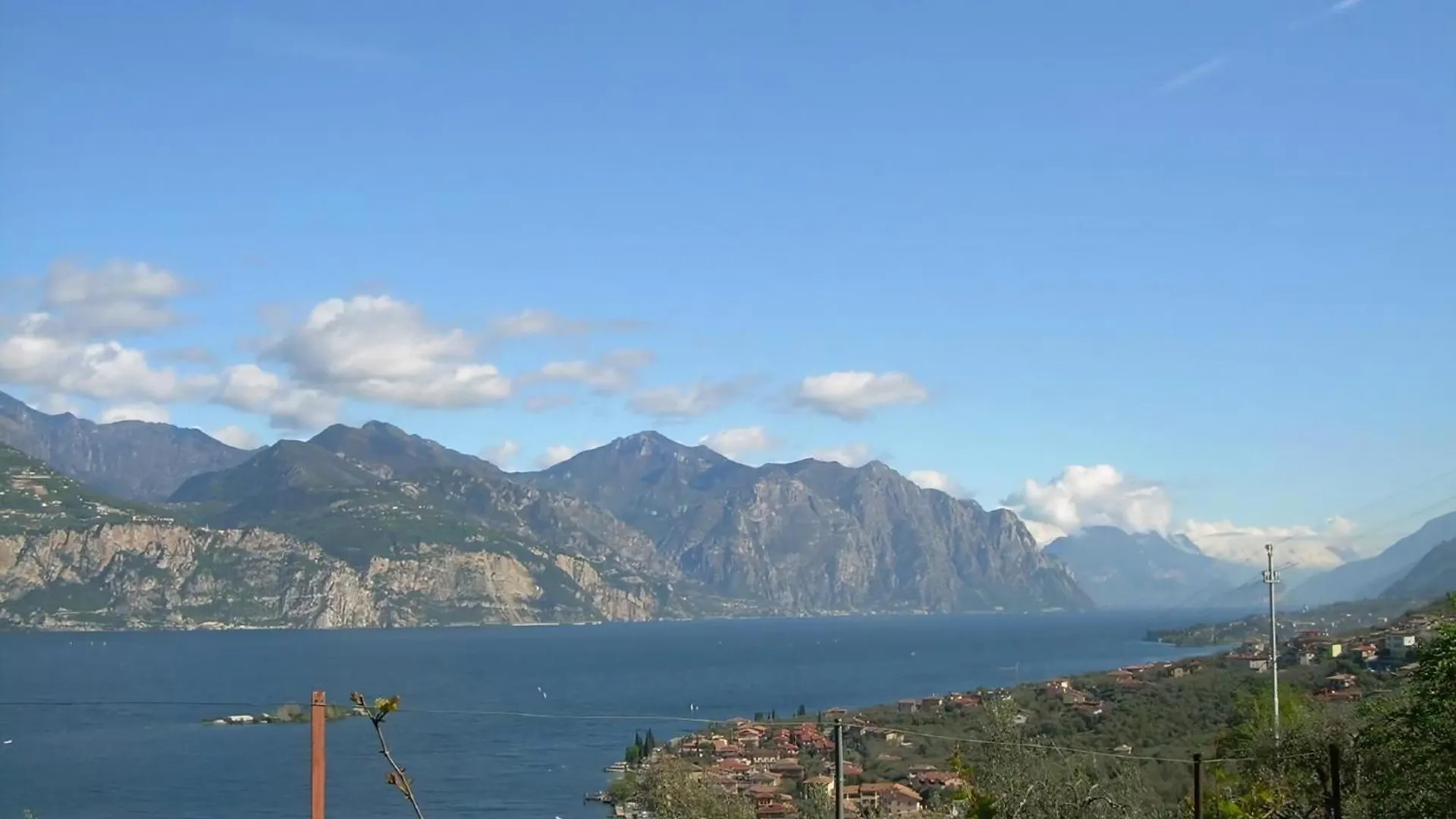 Appartamento Wohnung Nr, 5 Mit Terrasse Und Garten Und Seeblick Sommavilla Italia